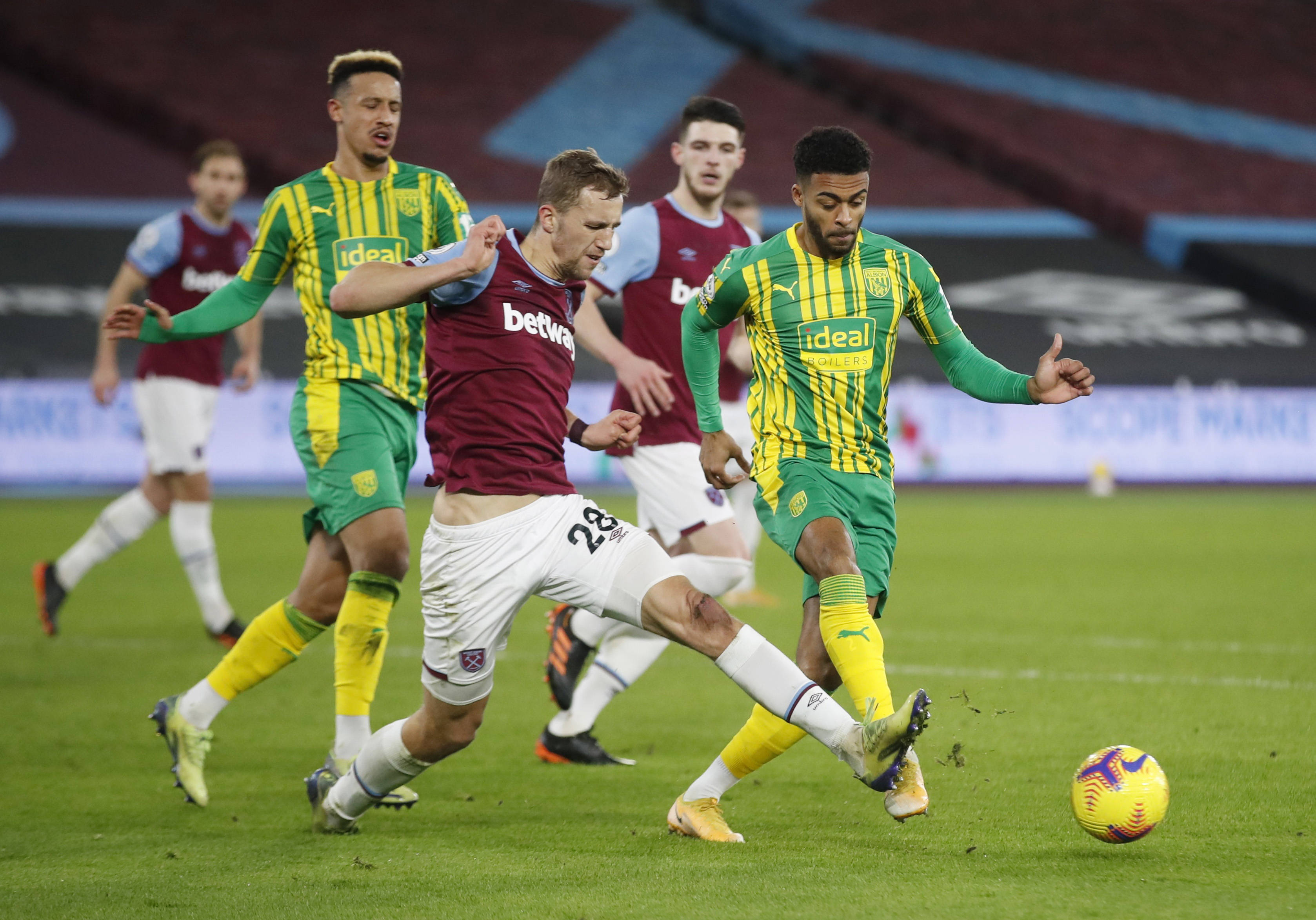 哲凯所面临 哲凯所面临